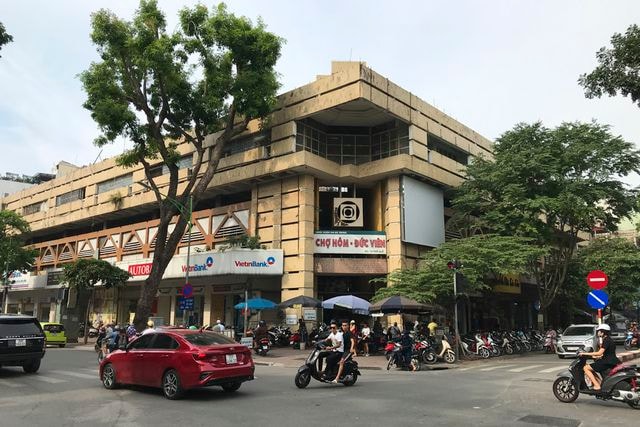 Ảnh: Những ngôi chợ lâu đời nổi tiếng ở Thủ đô