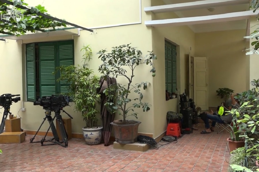 Ảnh: "Nhà ông Sơn” trong phim “Về nhà đi con” đẹp dung dị giữa trung tâm Thủ đô