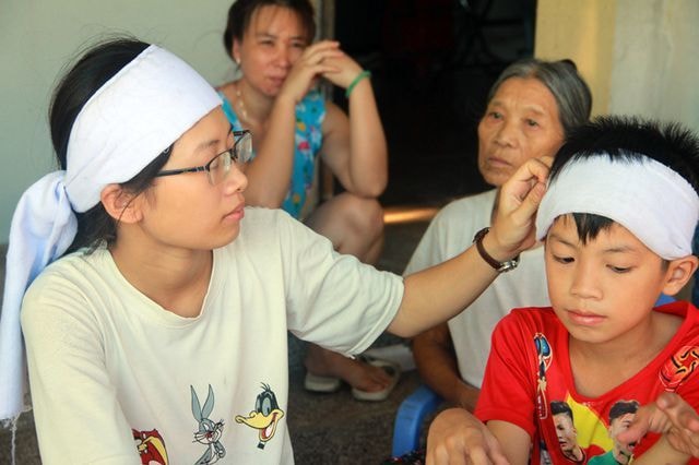 Vụ nữ sinh bỏ thi THPT Quốc gia để chịu tang bố: Nhiều trường Đại học gửi lời mời