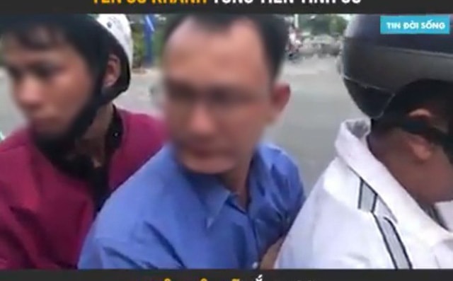 Gã sở khanh được cho là tống tiền người tình bị nhóm hiệp sĩ đường phố bắt giữ