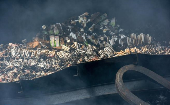 Sinh viên không nghỉ học qua dịp lễ 2/9 sau vụ cháy ở Công ty Rạng Đông