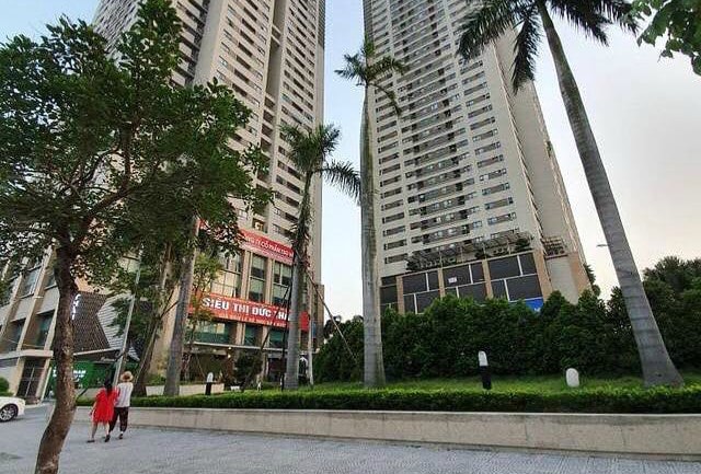 Chung cư The Pride của Hải Phát nồng nặc mùi rác thải, tra tấn cư dân