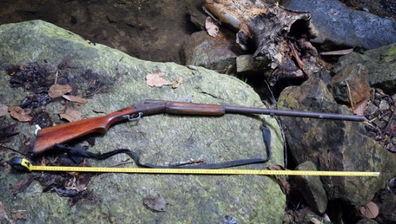 Súng tự chế bị cướp cò, người đàn ông tử vong