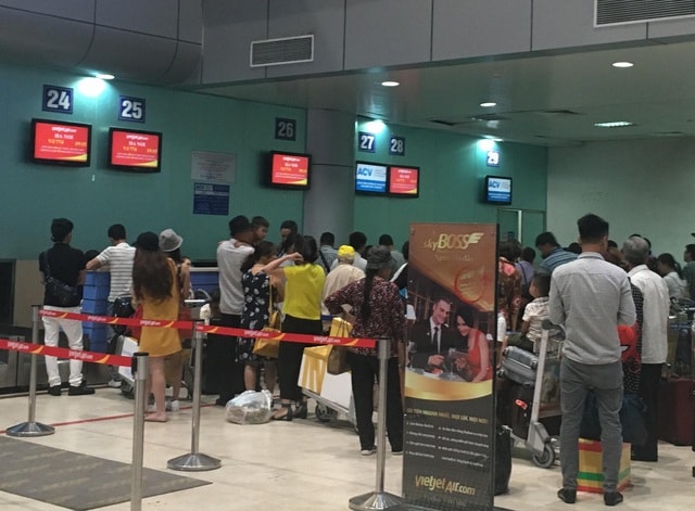 Nam hành khách bị phạt 8,5 triệu đồng vì tát nhân viên hàng không