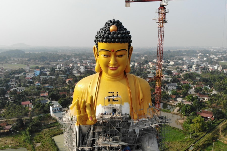 Ảnh: Chiêm ngưỡng tượng phật lớn nhất Đông Nam Á đang gấp rút được hoàn thiện