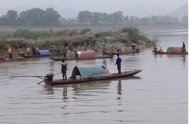 Lật thuyền đánh cá trên sông Mã, hai vợ chồng đuối nước thương tâm