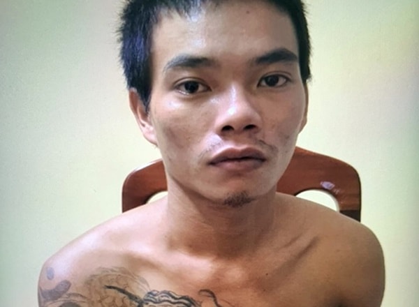 Uống rượu say, cha đánh con 7 tháng tuổi tử vong