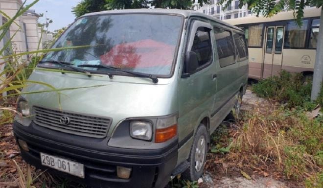 Hà Nội: Nam sinh lớp 4 bị bỏ quên trên xe đưa đón