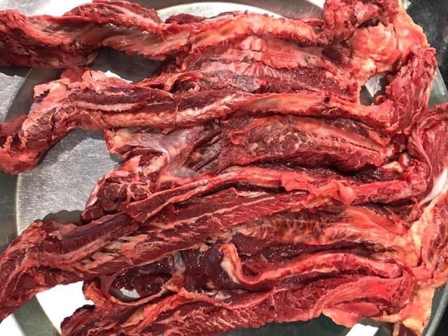 'Bò Australia' giá siêu rẻ được rao bán tràn lan chợ mạng