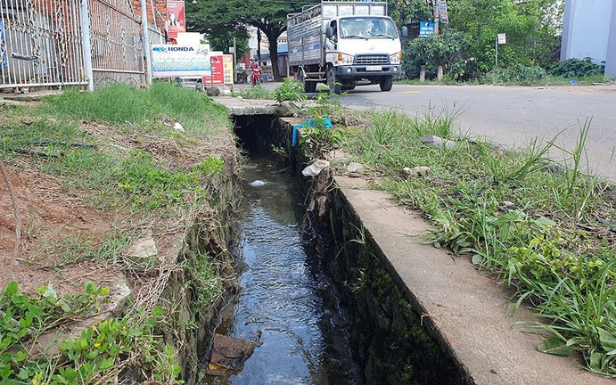 Vì sao nhiều vụ tai nạn thương tâm do rơi xuống cống thoát nước ?