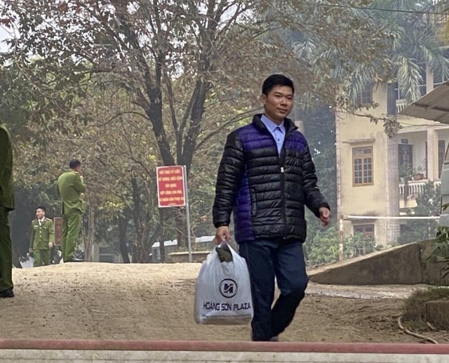 Mãn hạn tù sớm, cựu bác sĩ Hoàng Công Lương có được quay lại làm việc?