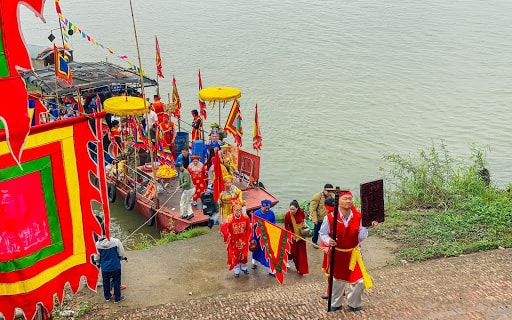 Hà Nội: Nghi lễ 'rước nước' tại lễ hội làng nghề Bát Tràng