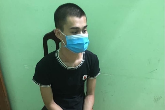 Vượt rào đi uống bia, nam thanh niên chém thành viên chốt kiểm dịch