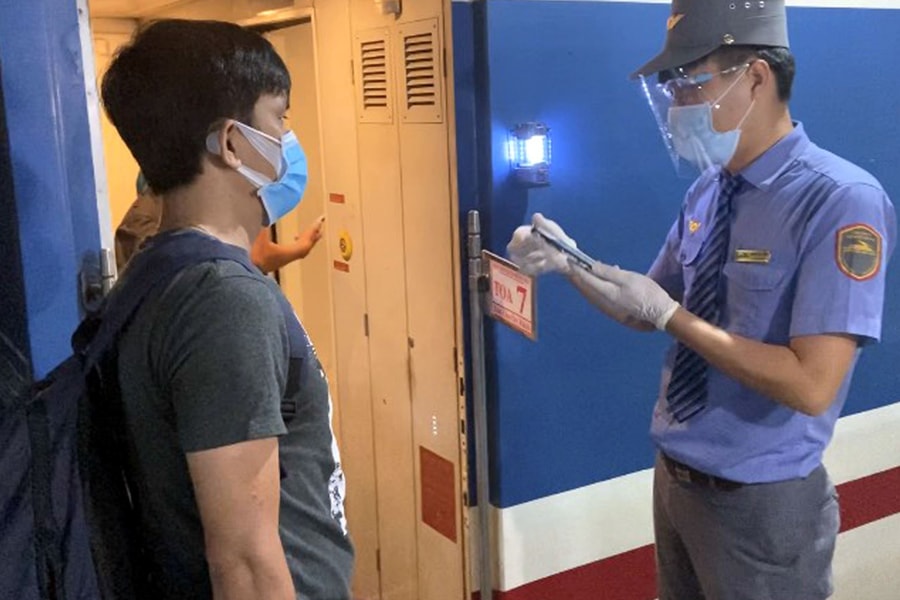 Bảo đảm phòng, chống dịch COVID-19 ở mức cao nhất trên đoàn tàu Bắc - Nam