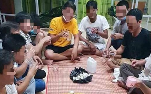 Xử phạt 8 người ăn nhậu, đánh nhau trong khu cách ly