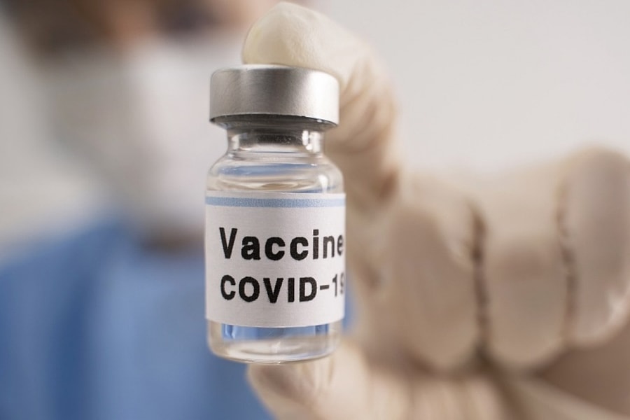 8 loại vaccine phòng COVID-19 đã được cấp phép tại Việt Nam