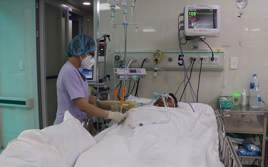 Báo động tình trạng ngộ độc methanol do uống rượu không rõ nguồn gốc