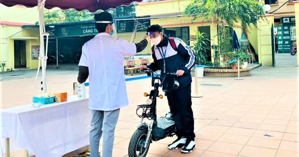 Hà Nội: Số ca mắc tăng cao, quận Đống Đa cho học sinh dừng đến trường