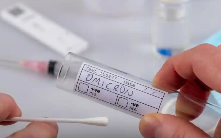 Người nhiễm biến thể Omicron thường có những triệu chứng gì?