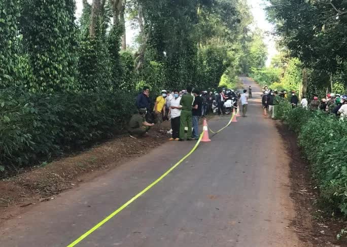 Khởi tố tài xế xe đưa đón để học sinh rơi xuống đường tử vong