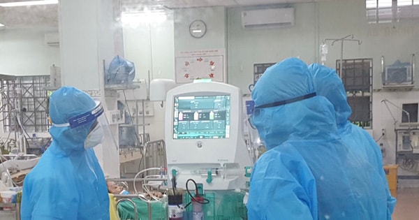 Sáng 17/2: Có 389 ca COVID-19 nặng phải thở máy, ECMO; Sẽ điều chỉnh thời gian cách ly theo dõi sức khoẻ tại nhà với học sinh là F1