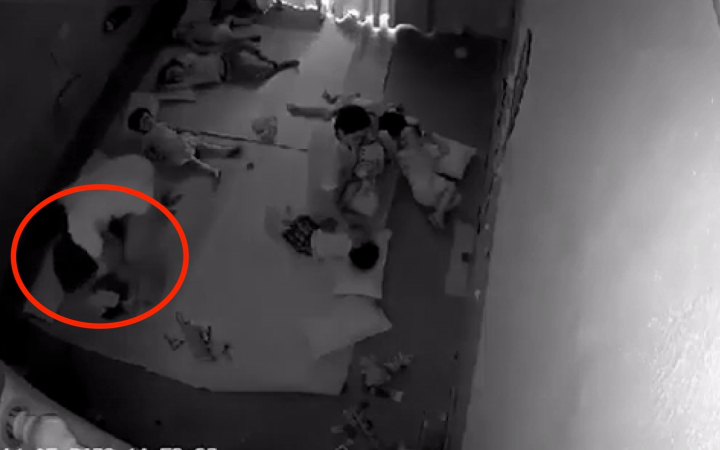 Cô giáo trùm túi nilon vào đầu trẻ và loạt vụ giáo viên mầm non bạo hành trẻ gây phẫn nộ