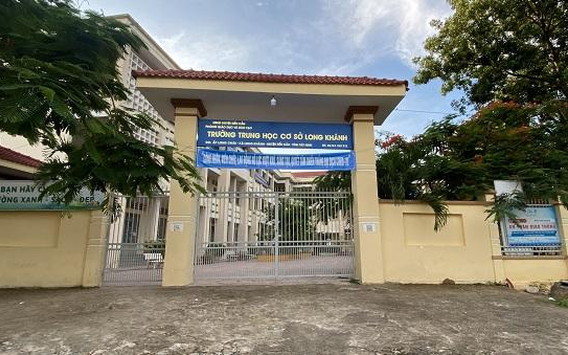 Khởi tố, bắt tạm giam phó hiệu trưởng dâm ô nữ sinh lớp 9