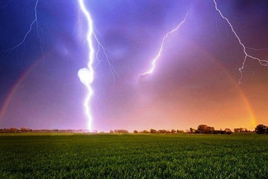 Liên tiếp xảy ra các vụ sét đánh gây tử vong, làm sao để phòng tránh?