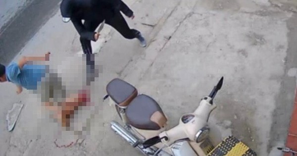 Làm rõ 2 kẻ tham gia vụ chém đứt lìa chân người đàn ông đi đường ở Hà Nội