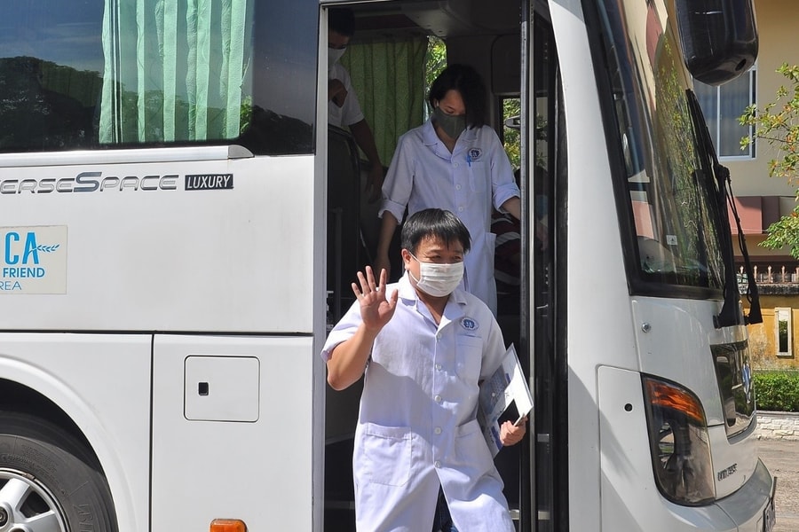 Các bệnh viện đầu ngành cử y bác sĩ sẵn sàng hỗ trợ nơi ảnh hưởng siêu bão Noru