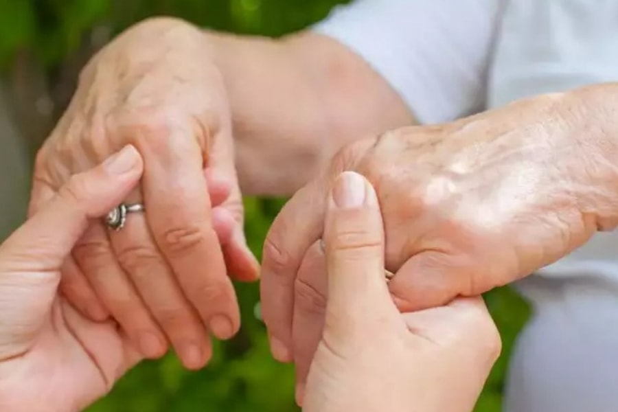 Các dấu hiệu cảnh báo sớm của bệnh Parkinson