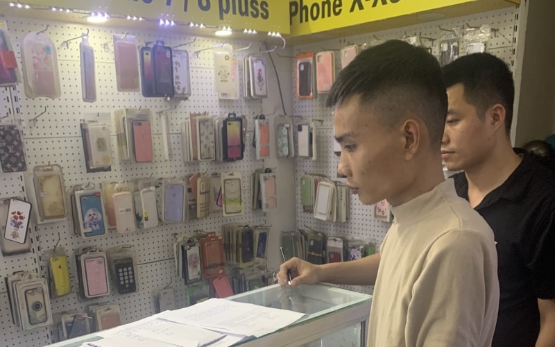 Nghệ An:Vào tiệm vàng xin đi nhờ vệ sinh rồi cuỗm luôn tài sản