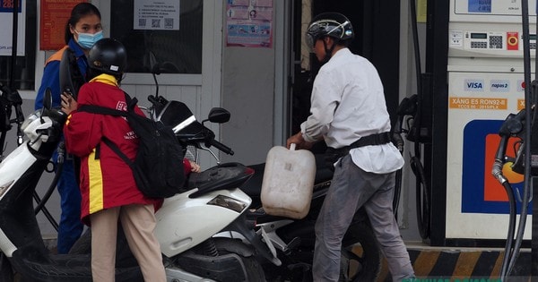 Công an Hà Nội cảnh báo người dân không tích trữ xăng dầu trong nhà