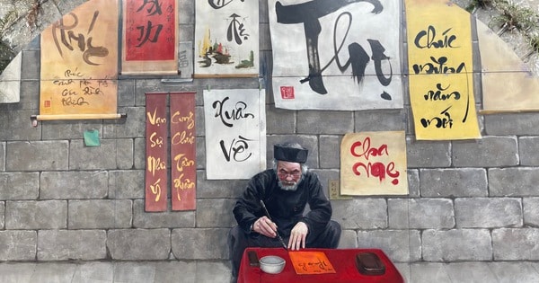 Phố bích hoạ Phùng Hưng được thay 'áo mới'