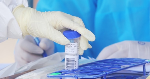 Sáng 9/1: Theo dõi sát sự xuất hiện các biến thể COVID-19 mới; TP HCM tiêm vaccine xuyên Tết