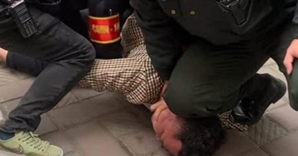 Tấn công người thi hành công vụ khi bị thổi nồng độ cồn