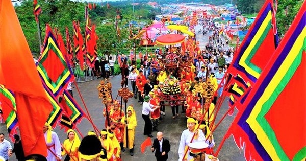 Người lao động được nghỉ mấy ngày dịp lễ Giỗ Tổ Hùng Vương và 30/4 - 1/5?