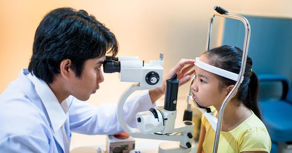 Nhược thị có nên mổ không?