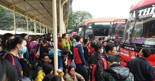Lo nơm nớp giá vé xe khách đã tăng đến 40% dịp Tết Giáp Thìn 2024