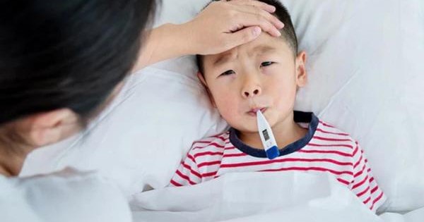 5 cách hỗ trợ giảm triệu chứng cảm cúm cho trẻ tại nhà hiệu quả