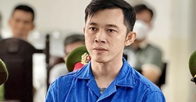 Bênh vực mẹ bị đánh, con mang xăng phóng hỏa giết người