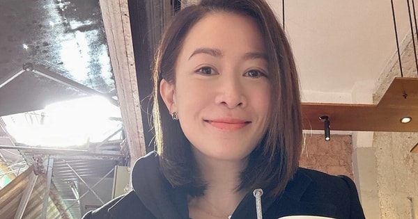 Xa Thi Mạn đắp mặt nạ sáng tối giữ da căng mịn