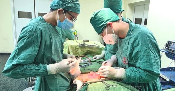 HI HỮU: Đi khám sức khỏe định kỳ, nam thanh niên bất ngờ phát hiện bị khối u gan lớn