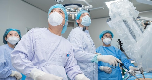 Phẫu thuật robot thành công cho 2 bệnh nhân ung thư đường tiêu hóa