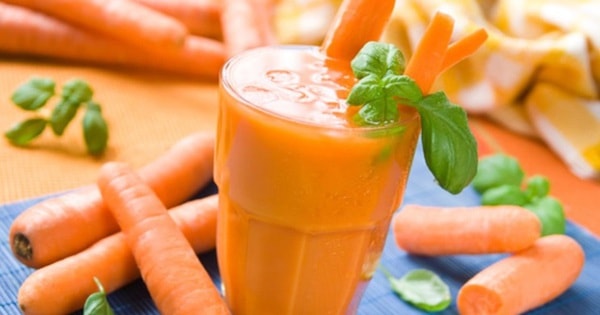 Ai hay ăn cà rốt cần nắm rõ 'quy tắc' này, cảnh giác 4 tác dụng phụ đáng sợ khi ăn quá nhiều cà rốt