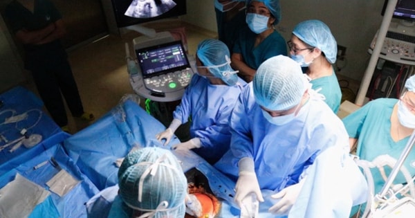 Kỳ tích: Thông van tim cứu sống bào thai dị tật tim bẩm sinh nặng trong bụng mẹ