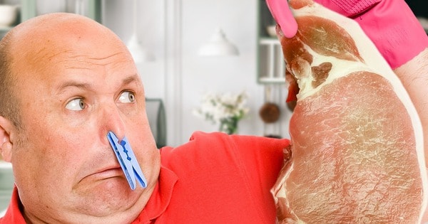 Đi chợ sắm Tết thấy thịt lợn có 4 dấu hiệu này chứng tỏ thịt bị ôi thiu, nhiễm khuẩn, chớ nên mua