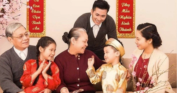 50+ câu chúc Tết hay, ý nghĩa dành cho người thân, bạn bè nhân dịp Tết đến Xuân về