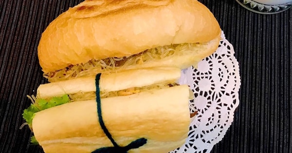 Độc lạ món đặc sản mới của Hải Dương - bánh mì miến ngon khó cưỡng ngày lạnh!