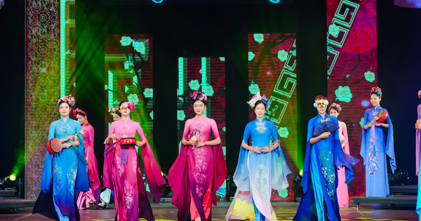 Mãn nhãn màn trình diễn áo dài của 57 NTK tại Tuần lễ áo dài Việt Nam 2024